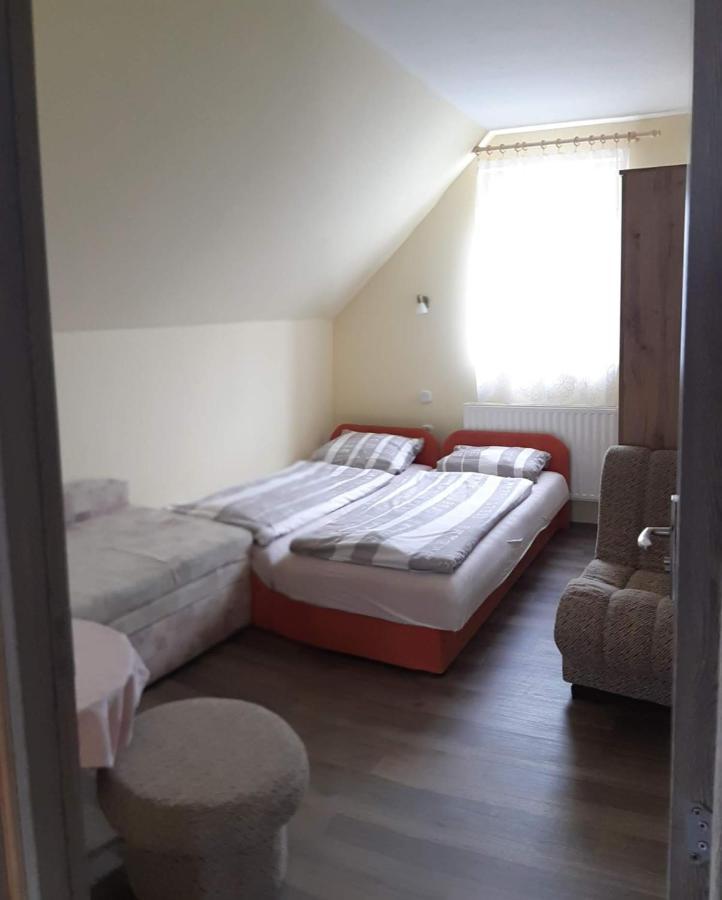 Rozsa Apartment Hajdúszoboszló Exteriör bild